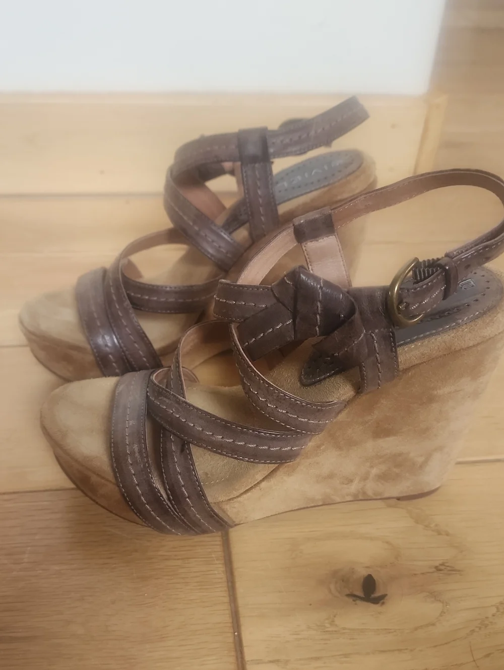 Women's Brown Strappy Wedge Sandals with Buckle